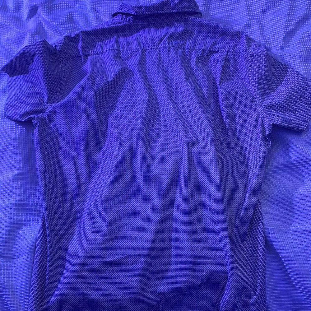 Button up - Picture 3 of 3